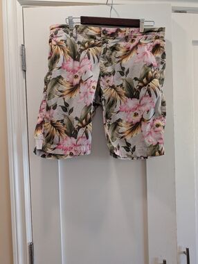 Masons Bermuda Shorts,36